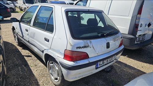 Peugeot 106